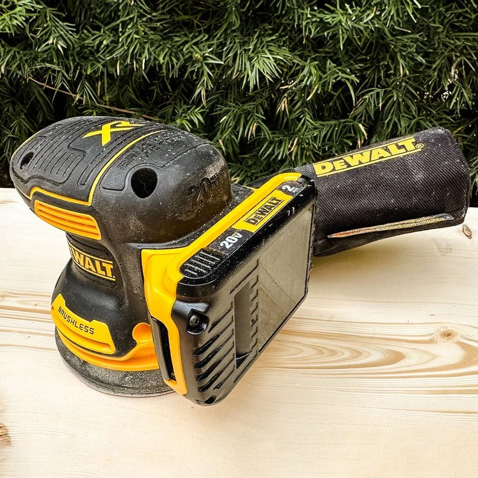 20V MAX Random Orbit Sander image 3
